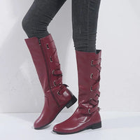 Kalinda | Damen knöchelhohe Reitstiefel mit rückseitigen Schnallen in Weinrot