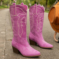 Blythe | Damen Westernstiefel mit weiter Wadenpassform in Pink