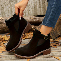Brynn | Damen Stiefelette mit Blockabsatz und Schnallenriemen in Schwarz