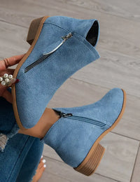 Blau
