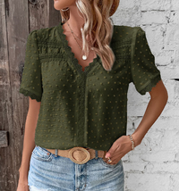Celestine | Damen Kurzarm Bluse mit V-Ausschnitt in Grün