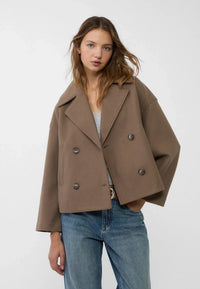 Charlotte | Kurze Zweireiher-Jacke in Braun