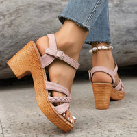 Gwendolyn | Damen Riemchensandalen Geflochtene Details in Pink