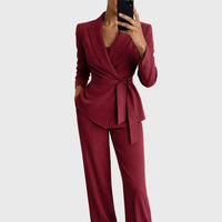 Damen-Blazer und Hosen-Set in Burgunderrot