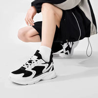 Damen Chunky Schnür-Sneaker mit Mesh-Einsätzen in Schwarzweiß