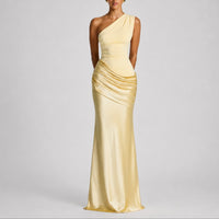 Hannah | Damen Elegantes One-Shoulder Satin-Maxikleid für Hochzeitsgäste im Herbst in Gelb