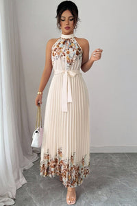 Emilia | Damen Geblümtes Plissee-Neckholder Midi-Kleid in Aprikose