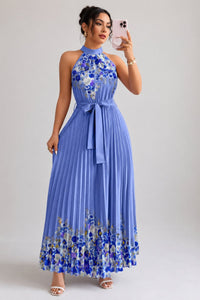 Emilia | Damen Geblümtes Plissee-Neckholder Midi-Kleid in Dunkelblau