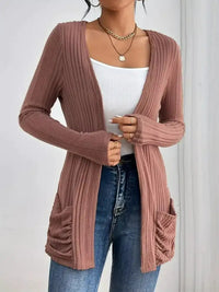 Damen Gerippte Langarm Strickjacke mit offener Front und gerafften Fronttaschen in Altrosa