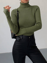 Marie | Damen Gerippter Rollkragen Strick Sweater in Grün