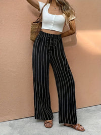 Lena | Damen Gestreifte Wide Leg Pants Leinenhose Elastischer Kordelzugbund in Schwarz