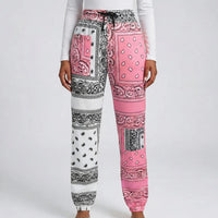 Damen-Jogginghose mit Paisley-Muster in Rosa