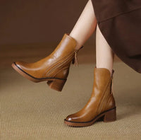 Charlotte | Damen Leder Ankle Boots mit Blockabsatz und Reißverschluss in Braun