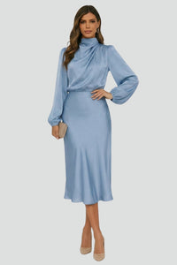 Damen Midikleid mit Stehkragen und langen Ärmeln in Hellblau
