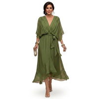 Damen-Midikleid mit V-Ausschnitt und Bindegürtel in Grün