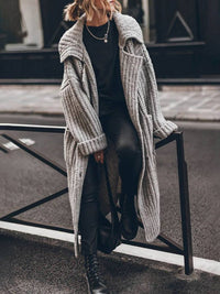 Marlene | Damen Oversized Grobstrick-Cardigan mit Revers und Knöpfen in Grau