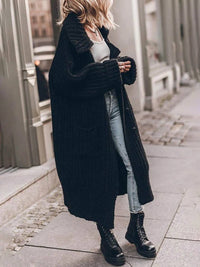 Marlene | Damen Oversized Grobstrick-Cardigan mit Revers und Knöpfen in Schwarz