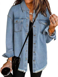 Charlotte | Damen Oversized Jeansjacke Langarm mit Knopfleiste und Fransen in Hellblau