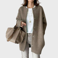 Clara | Damen Oversized Kaschmir Cardigan mit Druckknöpfen in Kaffeebraun