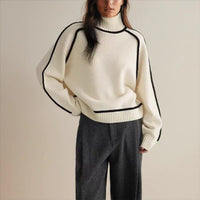 Sophie | Damen Rollkragen Oversized Strick Sweater mit Kontraststreifen in Weiß