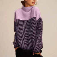 Greta | Damen Rollkragen Pullover Oversized Strickpullover Fischgrätmuster in Lila