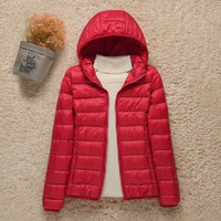 Elisabeth | Damen Steppjacke mit Kapuze ultraleichte Übergangsjacke in Rot