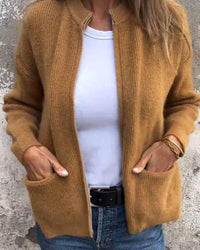 Clara | Damen Strick-Cardigan mit Reißverschluss lockere Passform Fronttaschen in Braun