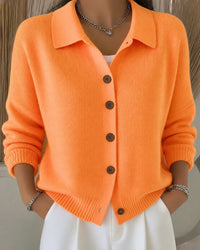 Nora | Damen Strickjacke mit Hemdkragen und Knopfleiste Relaxed Fit in Orange