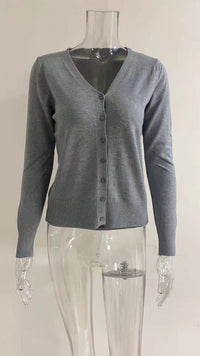 Amelie | Damen V-Ausschnitt Strickjacke Langarm Cardigan mit Knöpfen in Maximale Größe