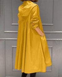 Charlotte | Damen Wasserabweisender Langer Kapuzen-Trenchcoat aus Polyester in Gelb