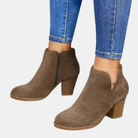 Emilia | Damen Wildleder Blockabsatz Ankle Boots mit Reißverschluss in Beige