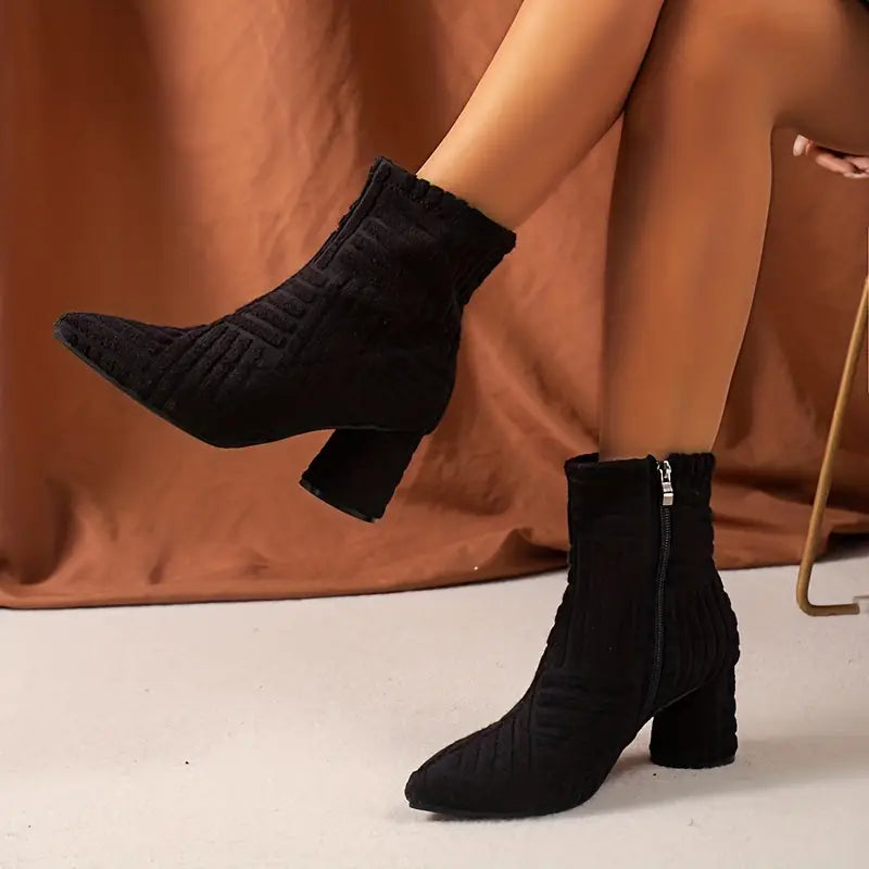 Modische Damenstiefel mit klobigem Absatz in Uni-Farben