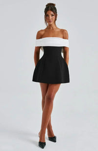 Emily - Off-Shoulder Kontrast-Bustier Fit & Flare Mini-Kleid in Schwarz