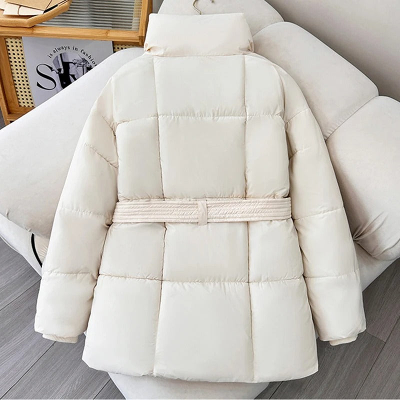 Warmer karierter Reversmantel mit Gürtel