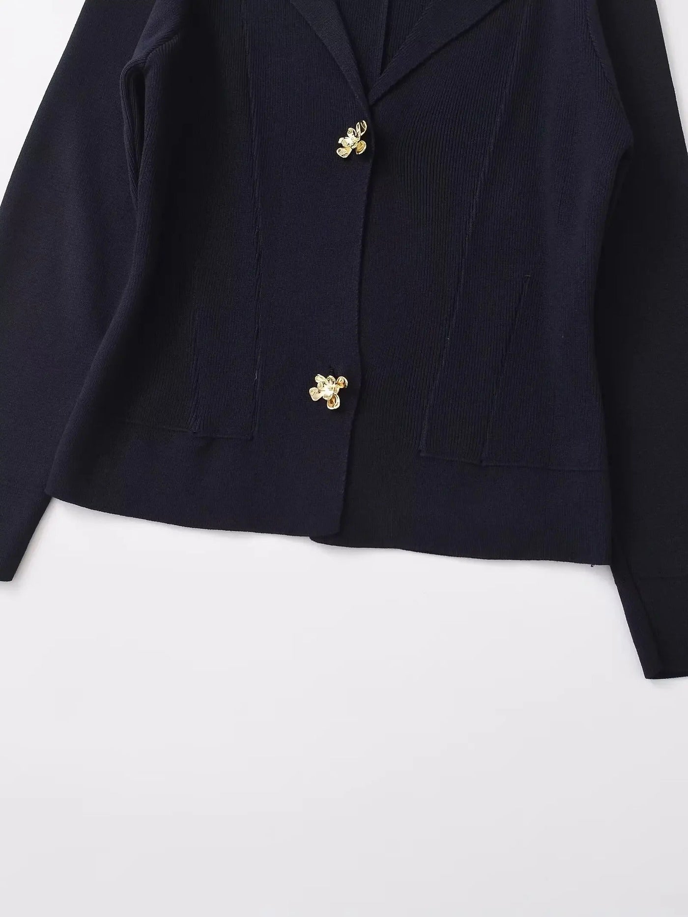 Bianca - Gestrickte Blazerjacke mit schmaler Passform und zwei Knöpfen für Frauen