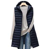 Aya - Die kuschelige und modische wattierte Jacke mit Kapuze in Marineblau