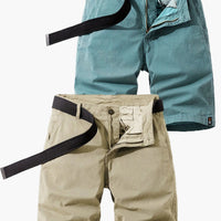 Herren-Bermudashorts mit Gürtel für Sommer- und Outdoor-Aktivitäten in Hellblau + Khaki