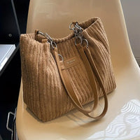 Julia | Baumwoll-Kord Tote Bag in Oliv