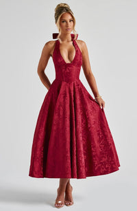 Rebecca - Jacquard Halter Neck Fit and Flare Midi Kleid in Rot