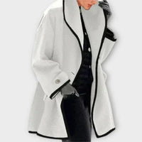 Clara | Eleganter Damen Women Coat mit Kontrastkanten Knopfverschluss in Weiß