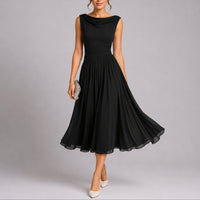 Elfriede | Elegantes Plissee-Midi-Kleid für Hochzeitsgäste im Herbst in Schwarz