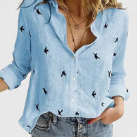 Evelina | Damen Blumendruck V-Ausschnitt Langarm Bluse in Blau 2