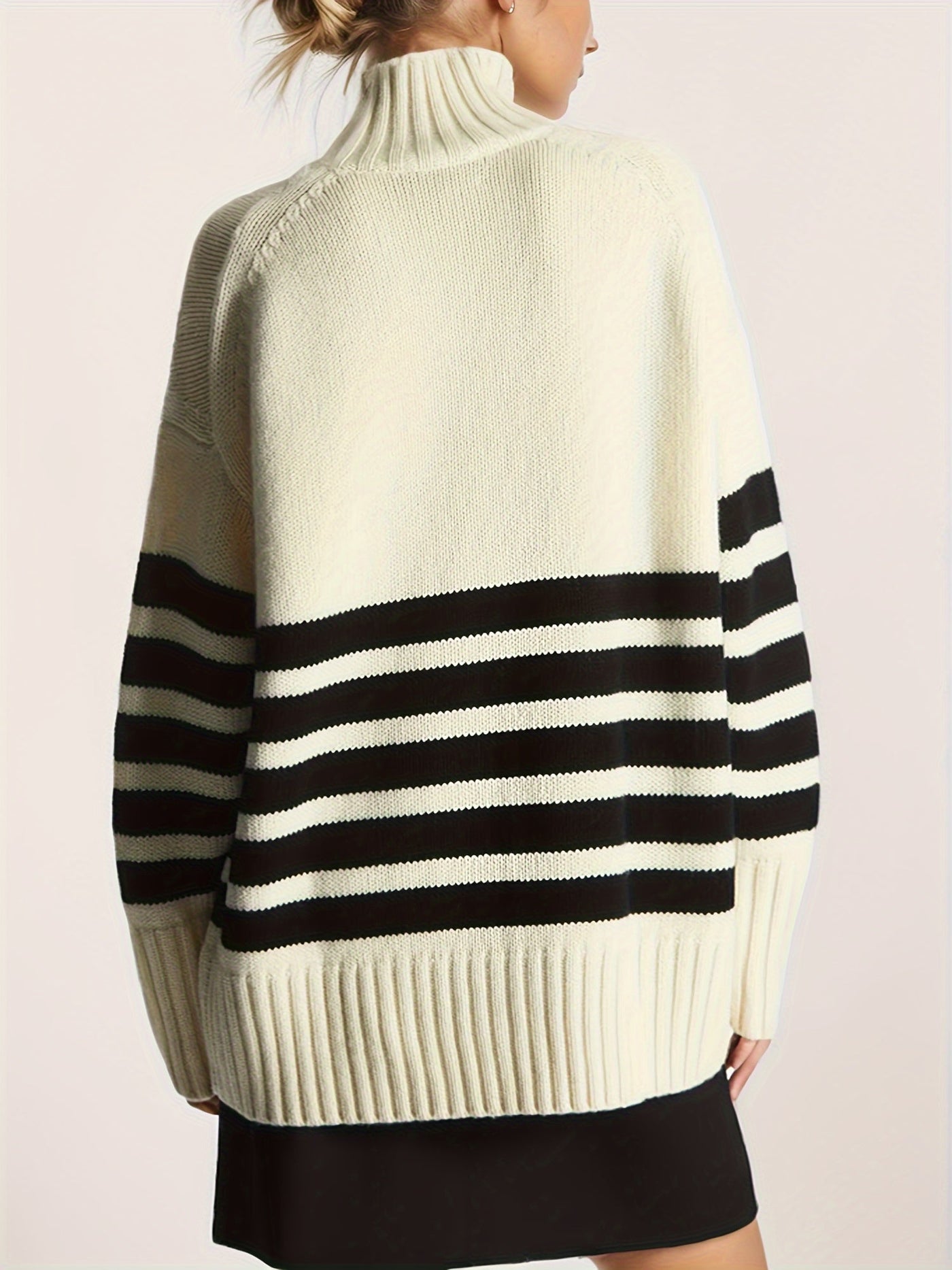 Schulterfreier Grobstrickpullover aus Baumwolle mit Streifenmuster und Lockerem Schnitt für Damen | Ideal für den Winter