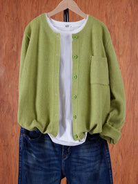 Eugenia | Damen Rundhals-Cardigan mit Knöpfen und Tasche in Hellgrün
