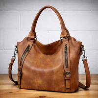 Franka | Damen Schultertasche mit Verstellbarem Riemen in Braun