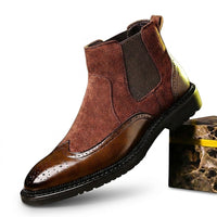 Herren-Chelsea-Boots mit Brogue-Details in Cognacbraun