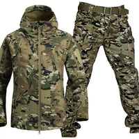 Herren Outdoor Set mit Kapuzenjacke und Cargohose in Beige Tarnung