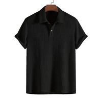 Herren Poloshirt mit Strukturmuster und Knopfleiste in Schwarz