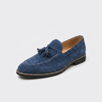 Herren-Wildleder-Loafer mit Quasten und Kontrastnähten in Marineblau
