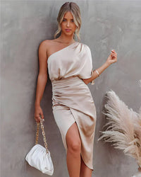 Elegantes Seidenkleid für Damen | Midi in Champagner